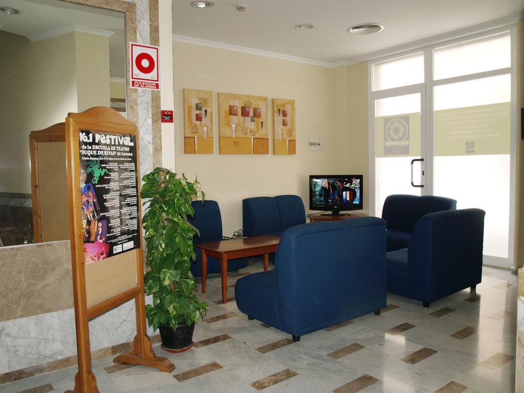 Hotel Al-Yussana Lucena Extérieur photo