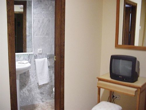 Hotel Al-Yussana Lucena Extérieur photo